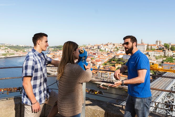 Porto: 3-Hour Old Town & Riverside Bike Tour - Guided Experience - Foz Velha and the ride toward the ocean