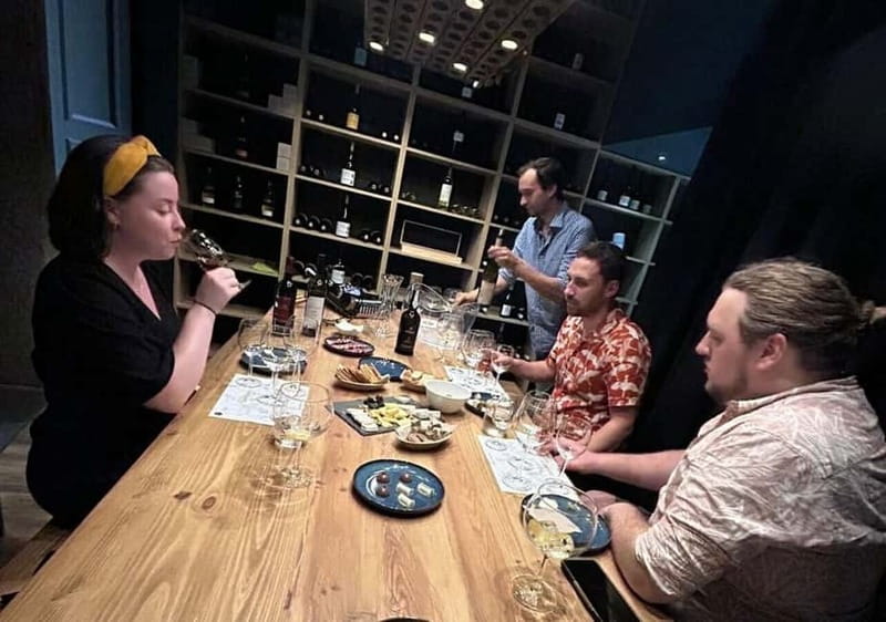 Porto: 5 Port Wine Tasting with Delicious Pairings - Timing, group size, and practical limits