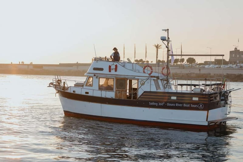 Porto: 6 Bridges Port Wine River Cruise with 4 Tastings - São Pedro da Afurada and the mouth of the Douro