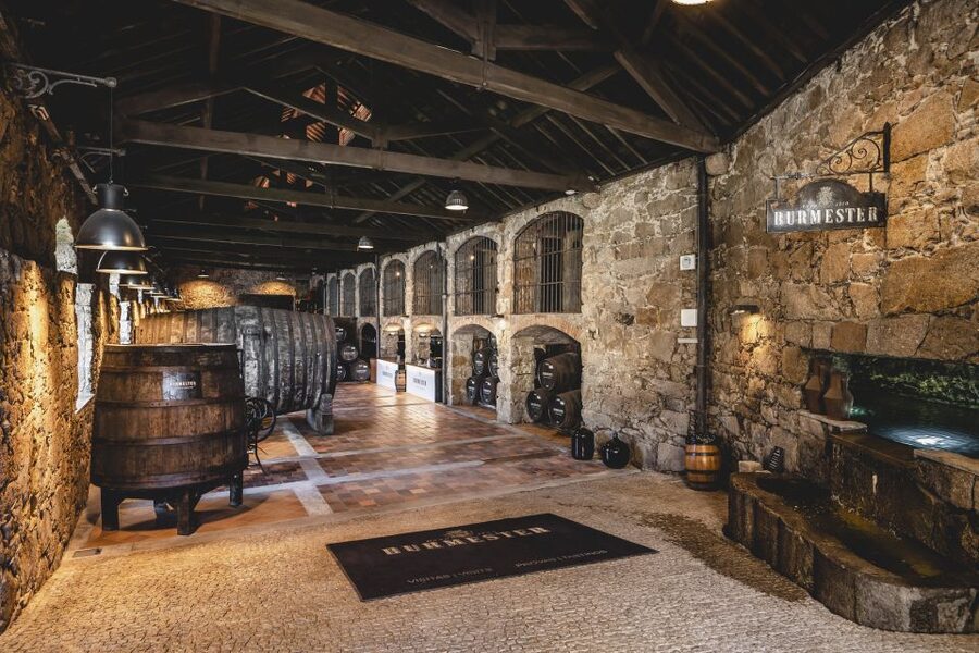 Porto: Burmester Cellar Tour with Tasting & Pairing Options - How to fit Burmester into your Porto day