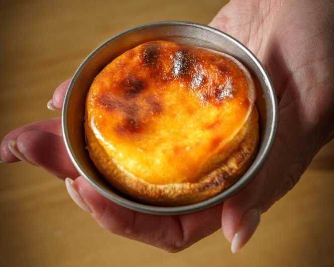 Porto center- Workshop “A nata do BJ” making pasteis de nata - A Porto pastry lesson with a personal feel