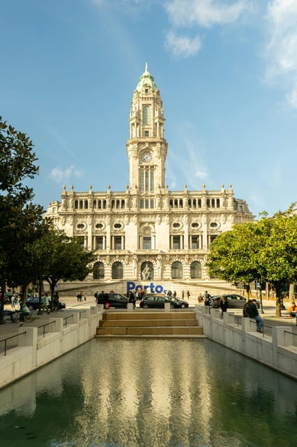 Porto: City Center Walking Tour - Porto Cathedral and the first big city view