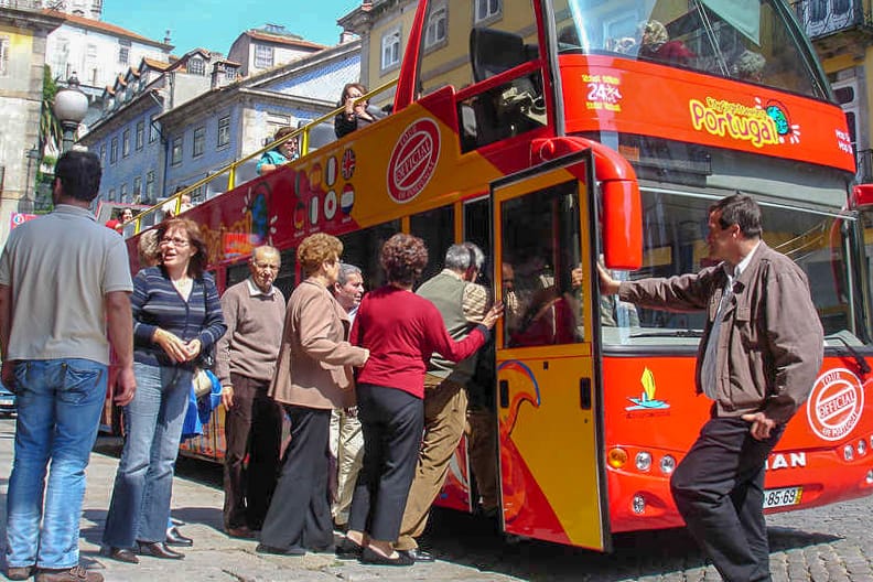 Porto: City Sightseeing Hop-On Hop-Off Bus Tour - The Blue Line: Gaia, port lodges, and views