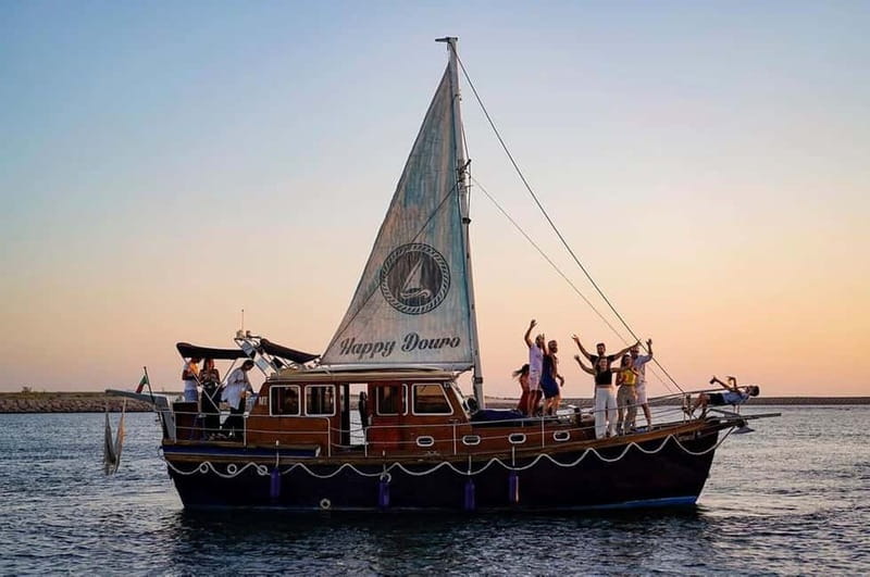 Porto: Classic Sailboat Cruise Along the Douro River - Key points to know before booking
