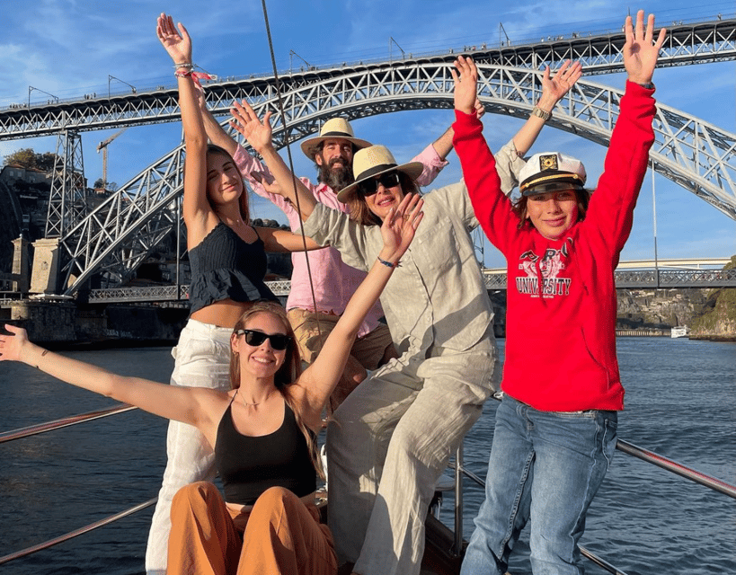 Porto: Classic Sailboat Cruise Along the Douro River - What the $51 price gets you