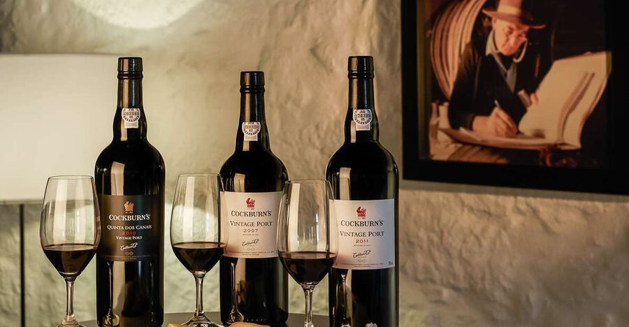 Porto: Cockburn’s Port Lodge Tour and Tasting - Walk through the longest ageing gallery in Vila Nova de Gaia