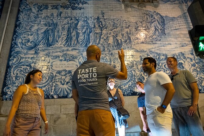 Porto Craft Beer Tour: 7 Beers + 3 Food Pairings in a Small Group - Stop four: Catraio closes with two Portuguese beers