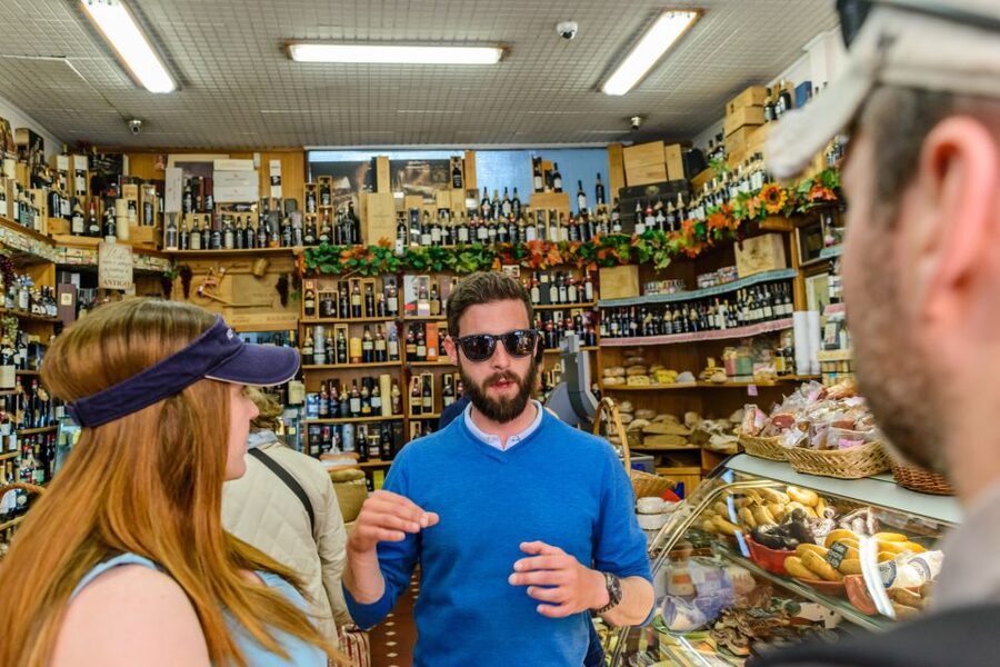 Porto: Delicious Food and Wine Walking Tour - The four-hour choice: francesinha and flame-grilled chicken