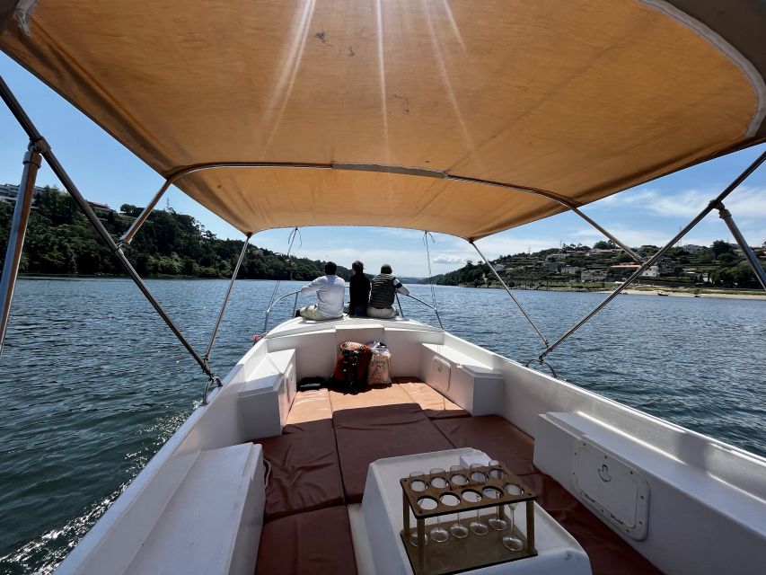 Porto: Douro River Boat Cruise with Port Wine Tasting - Key points to know before booking