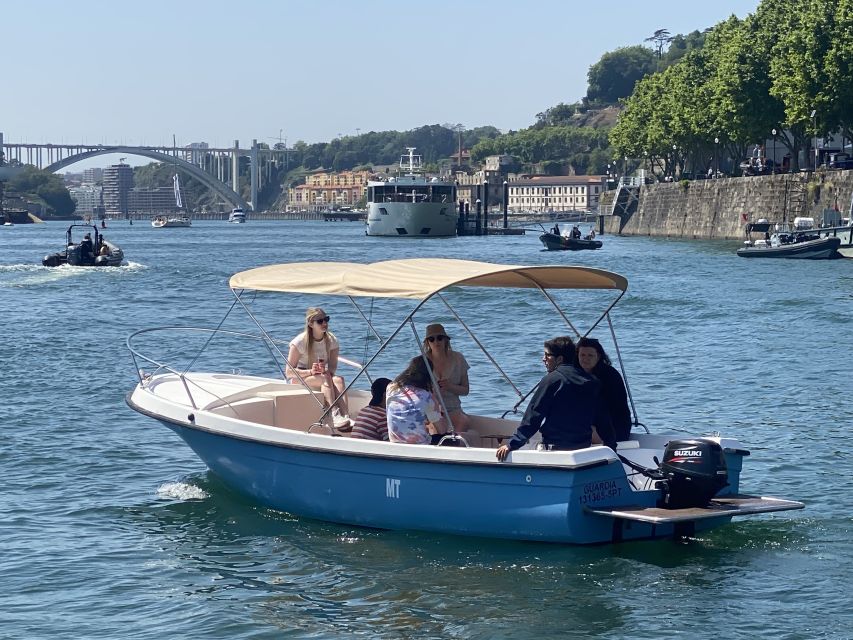 Porto: Douro River Boat Cruise with Port Wine Tasting - Ribeira from the river