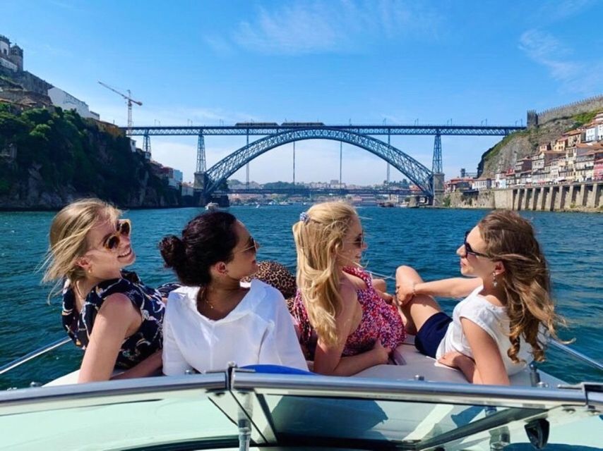 Porto: Douro River Boat Tour w/ Portuguese Wines & Tasting - What the two-hour route feels like
