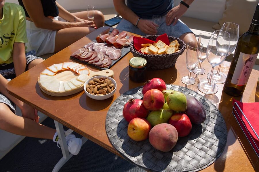 Porto: Douro Valley & Amarante Wine, Food & River Tour - Key points at a glance