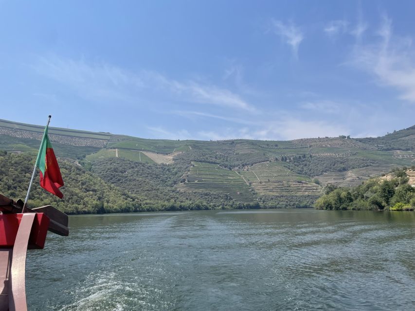 Porto: Douro Valley Tour w/ 3 Tastings, Lunch, & Opt. Cruise - Lunch is more than a sandwich break