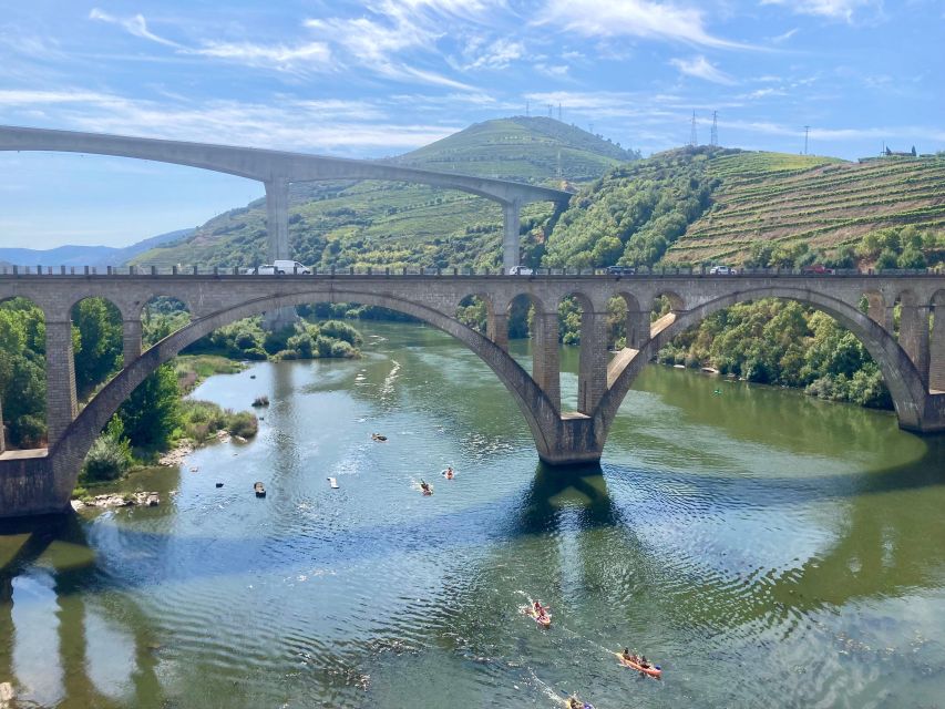 Porto: Douro Valley Wine Tour with Tastings, Boat, and Lunch - Pinhão puts the vineyards below you