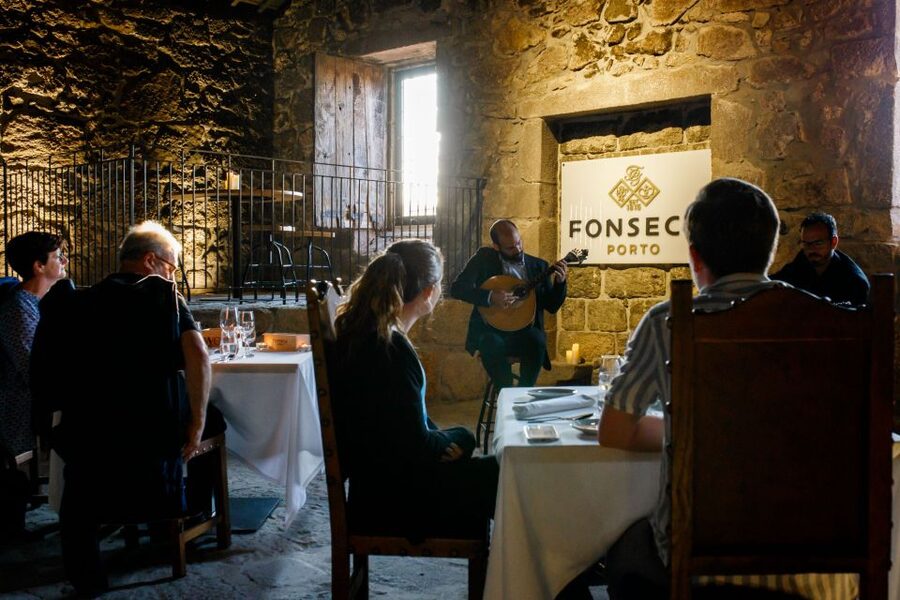 Porto: Fonseca Cellar Tour & Fado Show with Optional Dinner - How the timing works