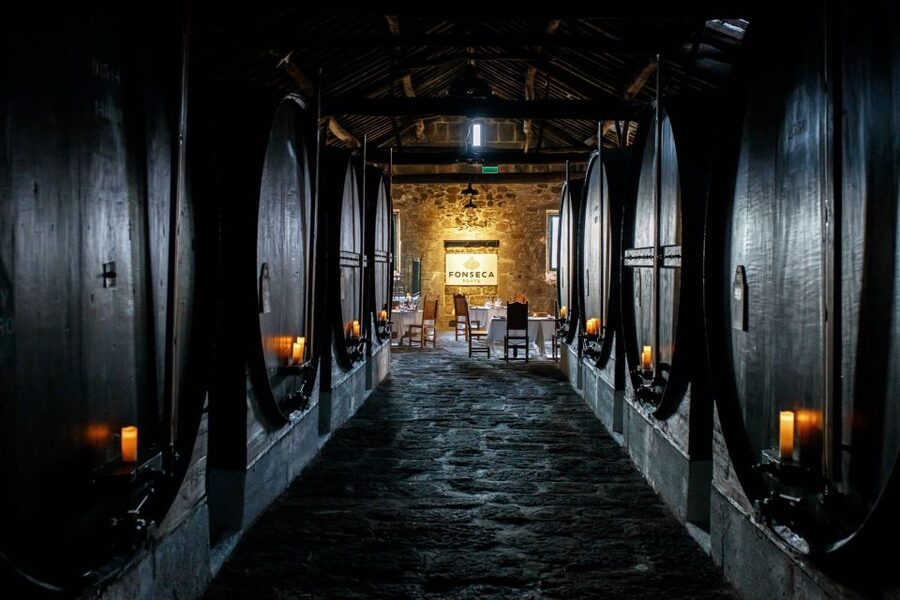 Porto: Fonseca Cellar Tour & Fado Show with Optional Dinner - Entering the Fonseca cellars at 6pm