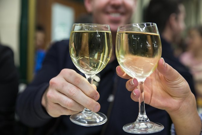Porto Food & Wine Tasting Tour with Lunch or Dinner Option - Bolhão Market and the everyday city