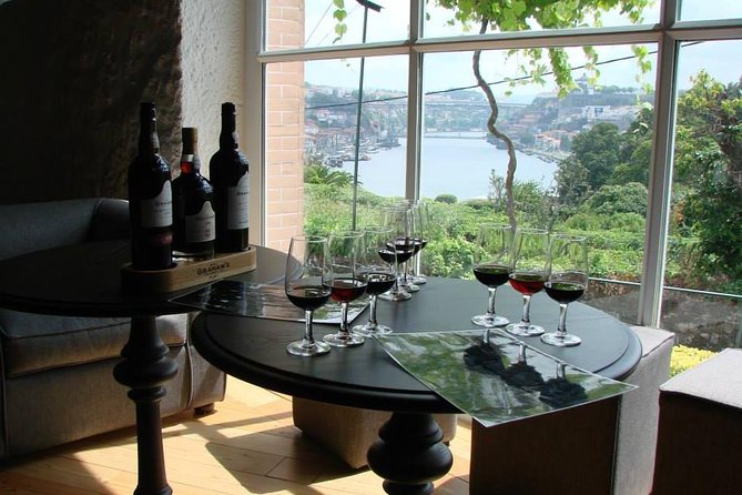 Porto Full Day City Tour Wine Tasting and Six Bridges Cruise - Lunch is separate, and the location can affect your choice