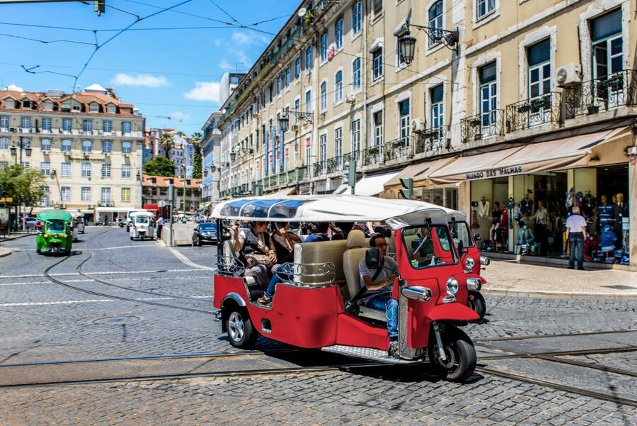 Porto: Guided Tour by Tuk-Tuk & Optional Douro River Cruise - FAQ