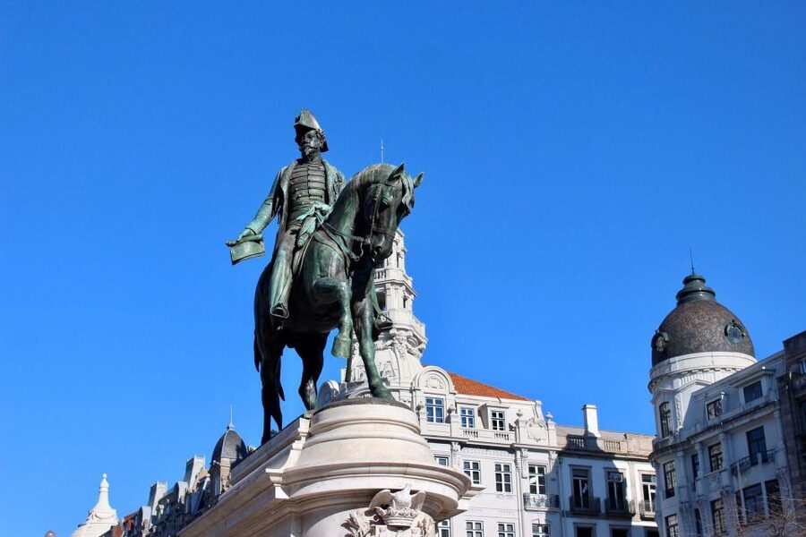 Porto: Historic City Center Walking Tour - The value of a local guide
