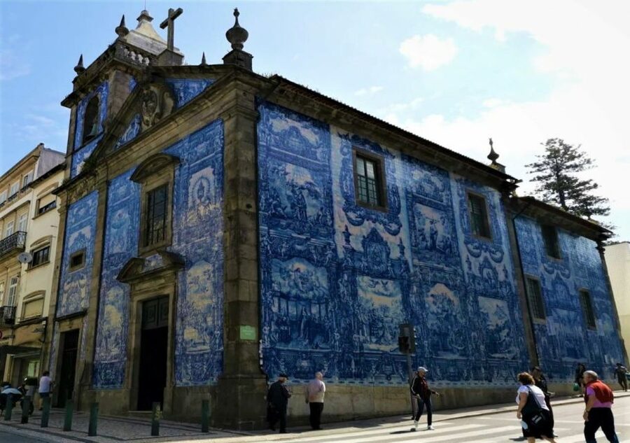 Porto: Historic City Center Walking Tour - Pace, hills, and what to bring