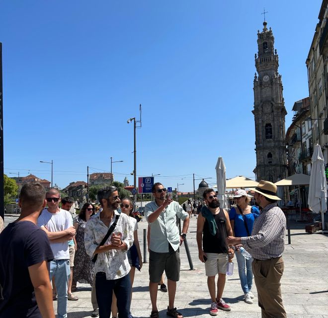 PORTO: Historical Walking Tour - Lello Bookshop and the Carmo churches