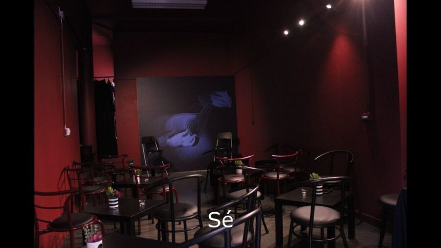Porto: Live Fado Show with Glass of Port Wine - Why this one-hour fado show works in Porto