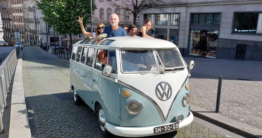 Porto: Private Sightseeing Tour by VW Kombi (2–8 People) - Starting in central Porto