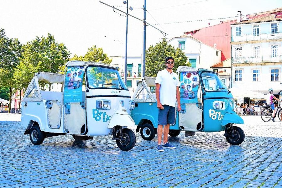 Porto: Private Tuk-Tuk Tour with Short Walks and Wine - Serra do Pilar viewpoint and the included Port