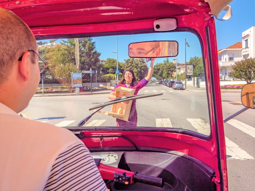 Porto: Private Tuk-Tuk Tour with Short Walks and Wine - The guides make the private format worthwhile