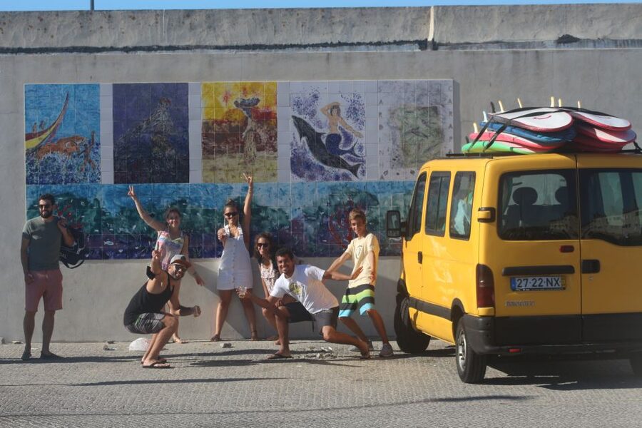 Porto: Small Group Surf Lesson with Transportation - The first waves are the main event