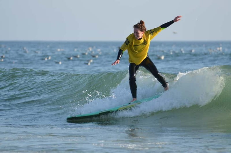 Porto: Surf Lesson with the First Surf School in Porto! - Surfing in Matosinhos, close to Porto