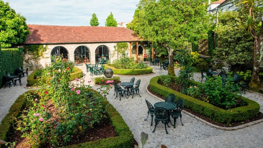 Porto: Taylor's Port Cellars & Tasting - Should you book Taylor’s Port Cellars?