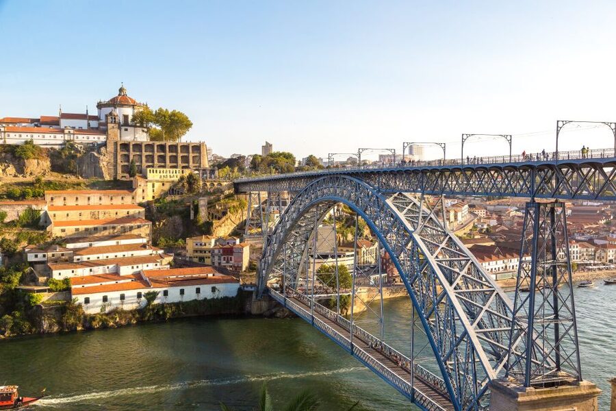 Porto: Tuk-Tuk Tour, Douro River Cruise, and Wine Tasting - A Port cellar visit with two tastings