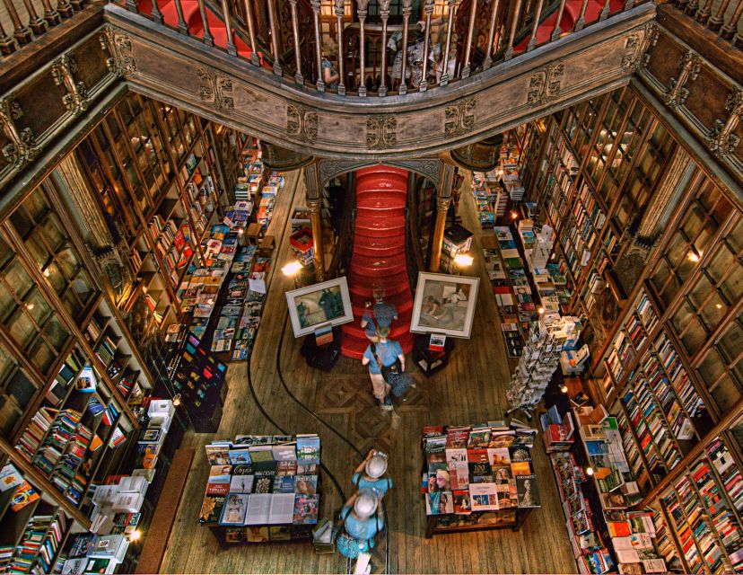 Porto: Walking Tour, Lello Bookshop, Boat and Cable Car - Key points at a glance