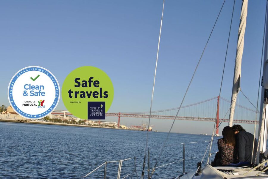 Private Romantic cruise with sparkling wine- 2-Hour- Lisbon - Setting Sail From the Tagus