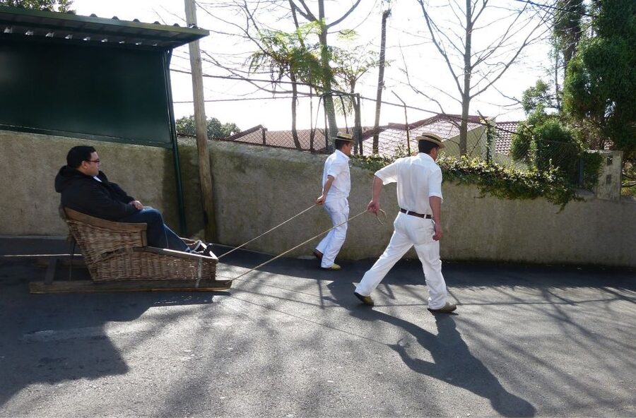 Private tour:Tuk Tuk Ride to Monte Funchal Toboggans - Why the tuk tuk is a smart way to reach Monte