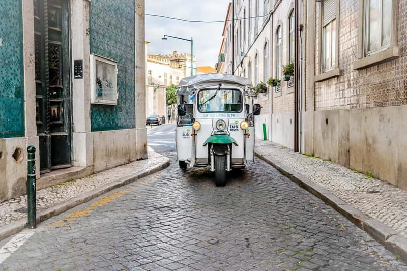 Private Tuk Tuk Tour Lisbon Old Town - Is $113 per person a fair price?