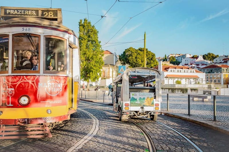Private Tuk Tuk Tour Lisbon Old Town - Portas do Sol gives you a classic Lisbon view