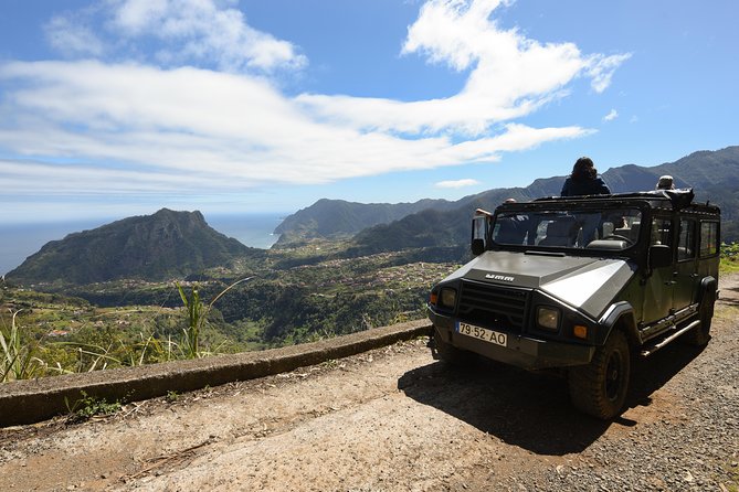 Safari 4x4 Pico Arieiro Santana in Small Group "FlowerEAST" - Pico do Arieiro at 1,818 meters