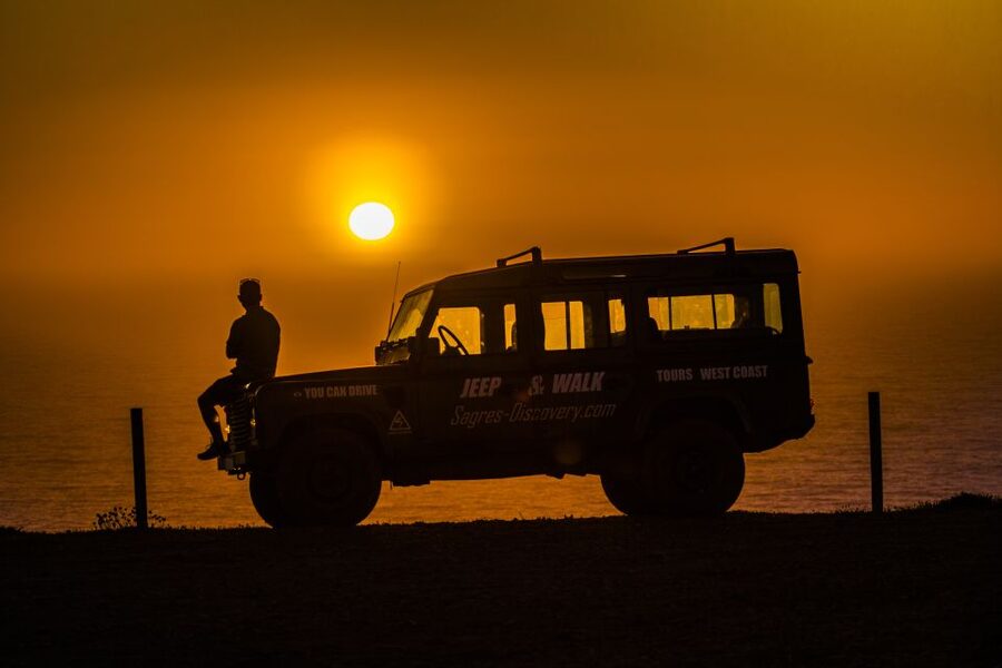 Sagres: Sagres Natural Park Sunset Tour by Jeep - The secret beach and the fun of getting there