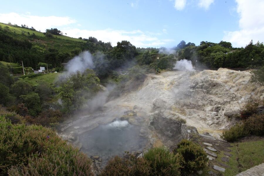 São Miguel: Furnas and Nordeste Full-Day Tour with Lunch - Through Furnas village and toward Nordeste