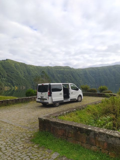 São Miguel: Sete Cidades & Lagoa do Fogo Tour with Lunch - A full day across São Miguel’s volcanic west and center