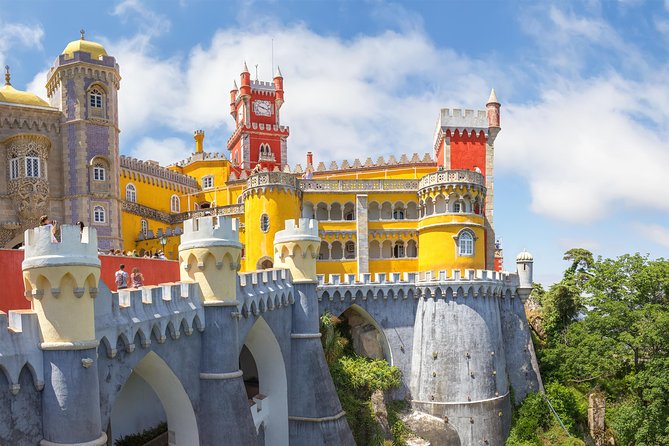 Sintra-Cascais-Pena Palace 8-People Small Group Tour from Lisbon - Guincho Beach and the road to Cascais