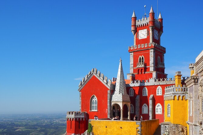 Sintra-Cascais-Pena Palace 8-People Small Group Tour from Lisbon - Sintra old town and the famous travesseiro