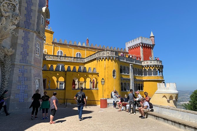 Sintra Cascais Private Tour with Pena Palace and Mouros Castle - Guincho Beach and lunch by the water