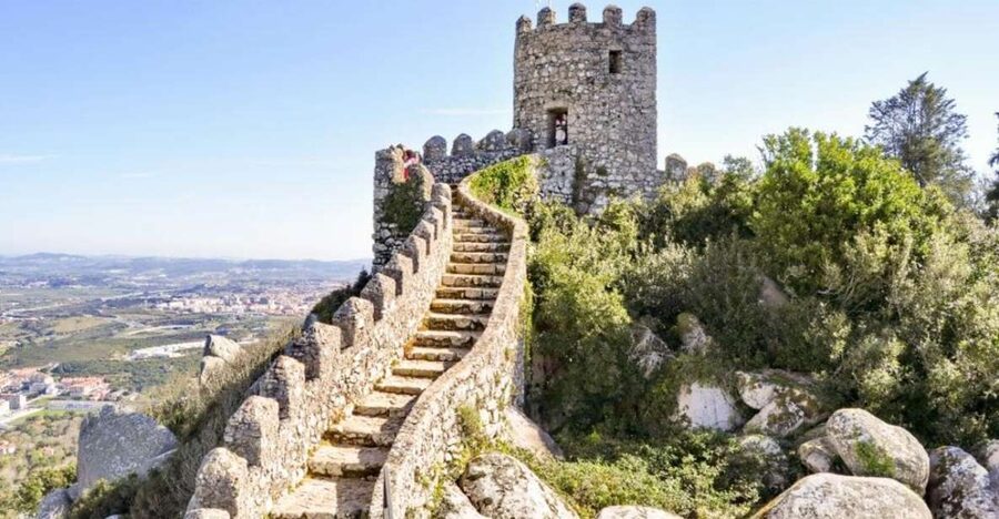 Sintra: Castle of the Moors Skip-the-Line Ticket+Audio Guide - Why the Moorish Castle feels different from Sintra’s palaces