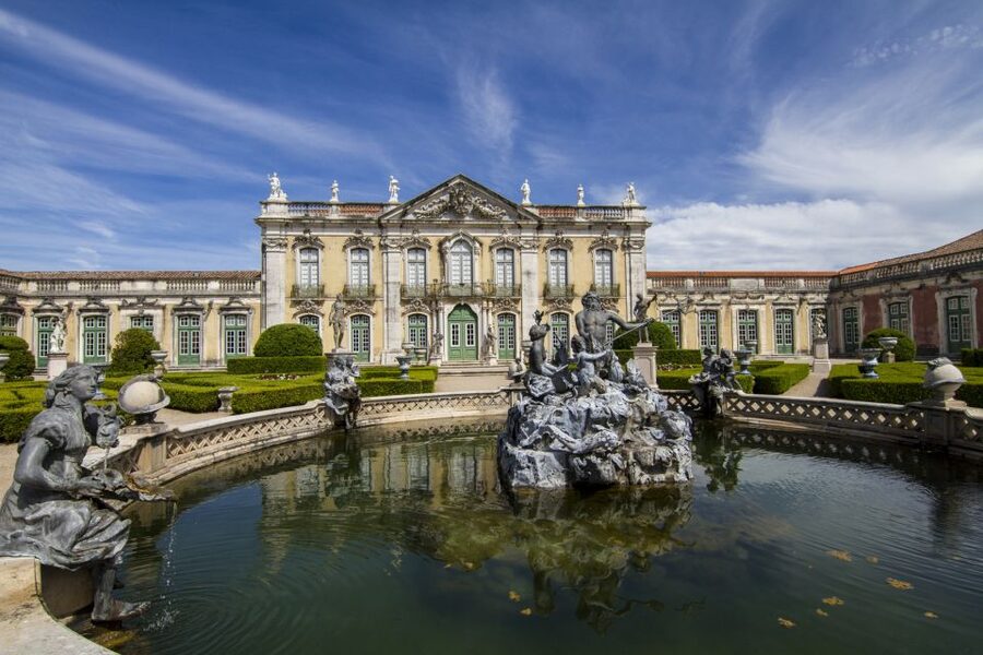 Sintra: Full-Day Tour from Lisbon with Wine Tasting - Cascais, from fishing village to royal retreat