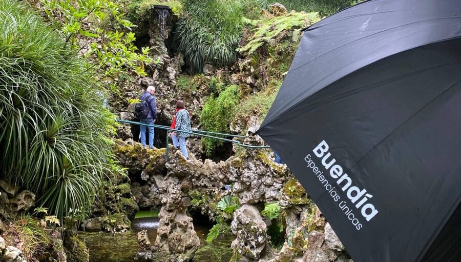 Sintra/Lisbon: Sintra & Quinta da Regaleira Tour with Ticket - What the guide adds