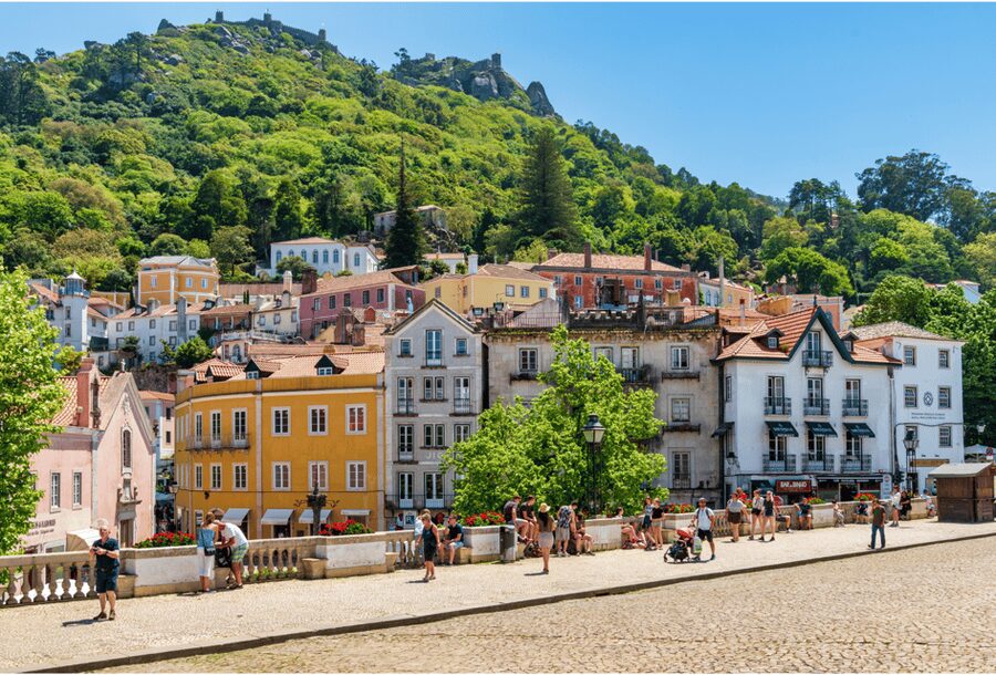 Sintra: Pena Palace, Quinta da Regaleira, Cabo da Roca and Cascais - Cascais, elegant streets in a short visit